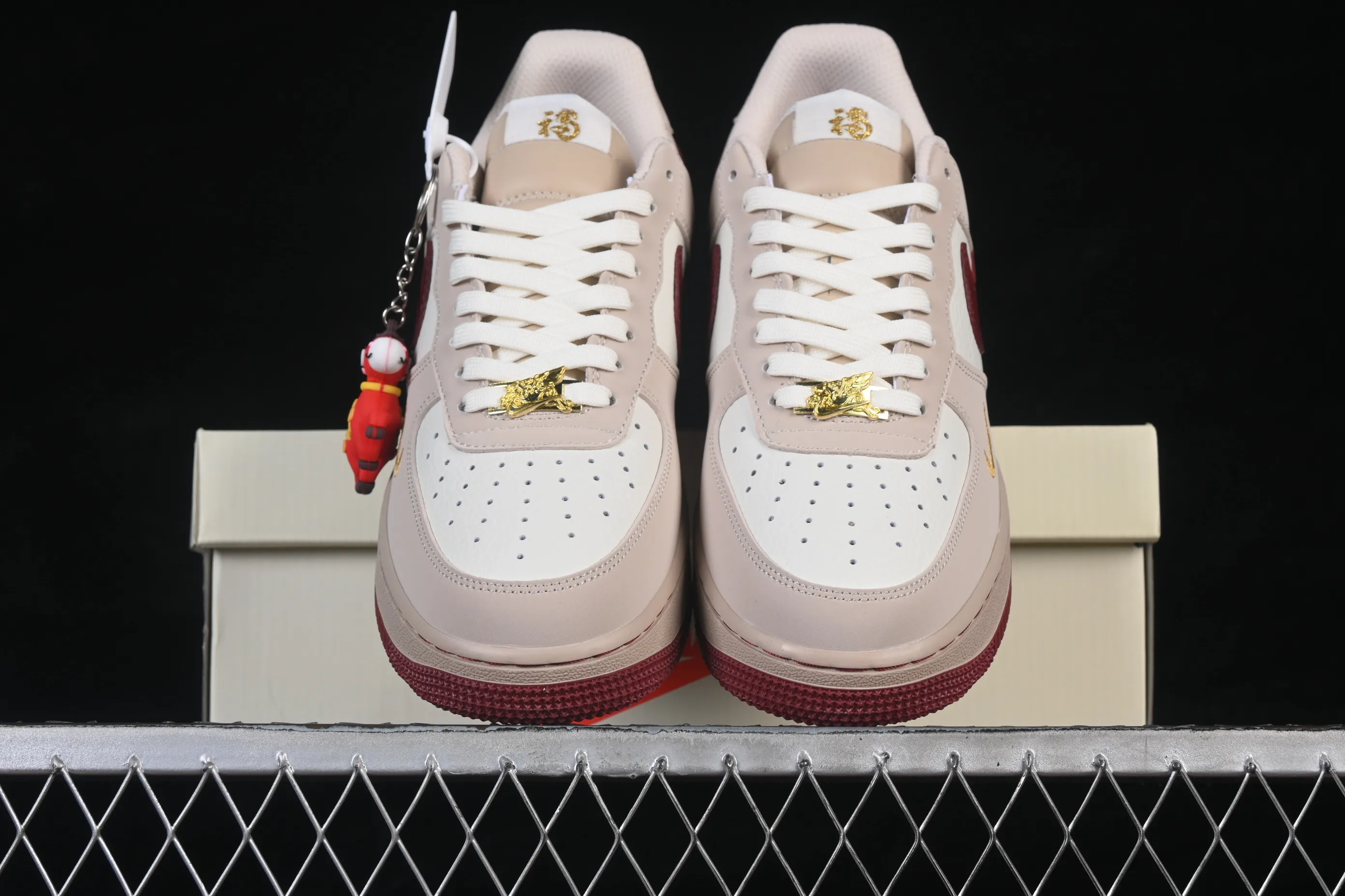 All categories Nk Air Force 1 Air Force series Nk Air Force 1 Low Air Force low-top Nike Air Force 1'07 Low Year of the Horse limited edition beige brown apricot red Air Force 1 low-top casual sneakers NH0601-522